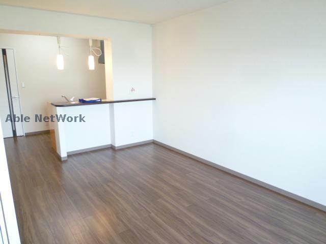 居室・リビング　他の号室の写真です