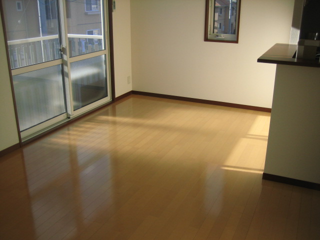 居室・リビング　同タイプ写真参照