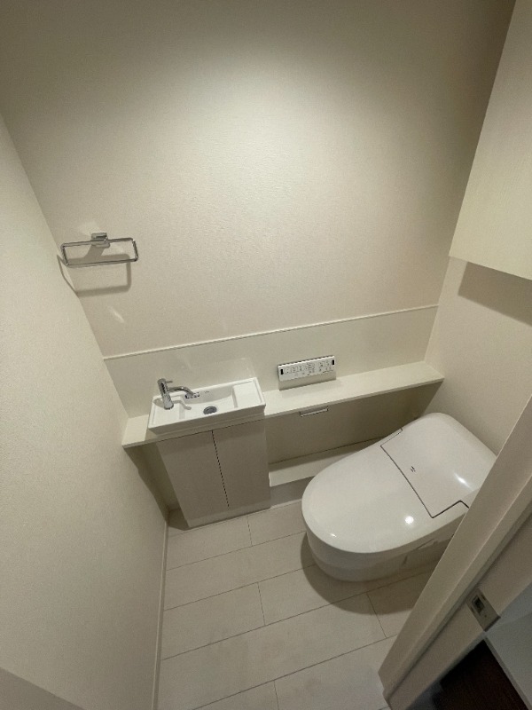 トイレ　高級ホテルのようなトイレです