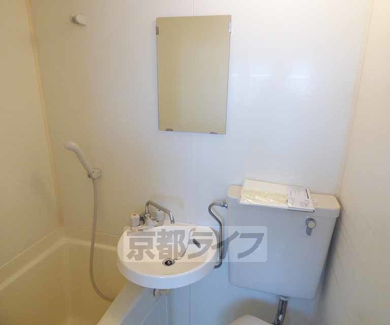 洗面設備　洗面台です。