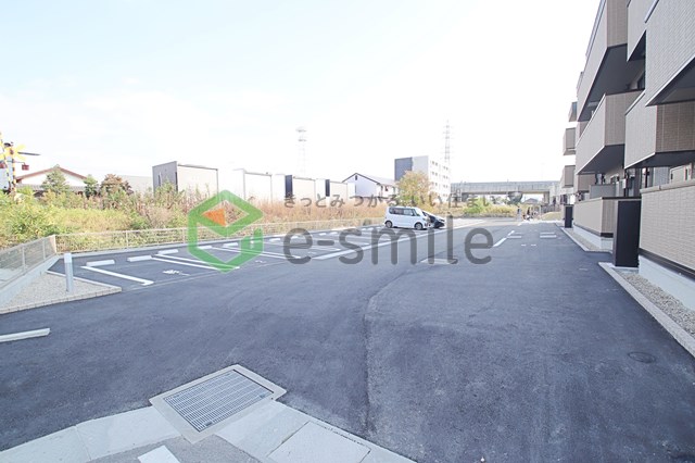 駐車場　車をお持ちの方に嬉しい駐車場付きの物件です