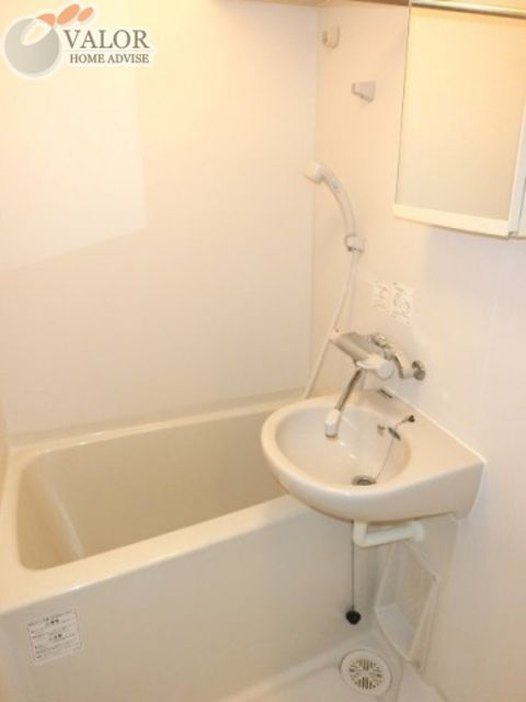 バス・シャワールーム　バス