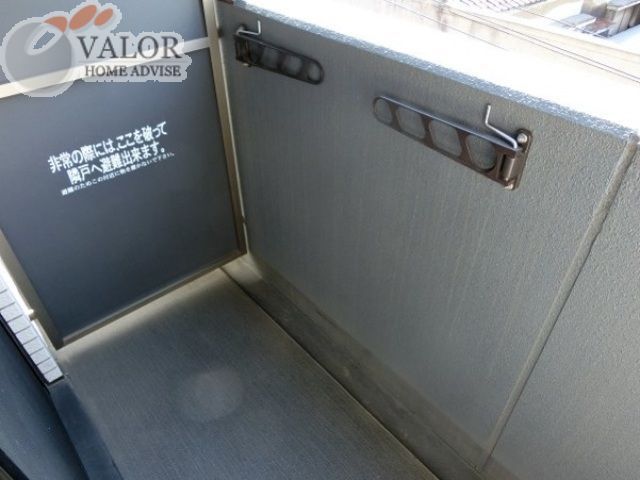 バルコニー　バルコニー