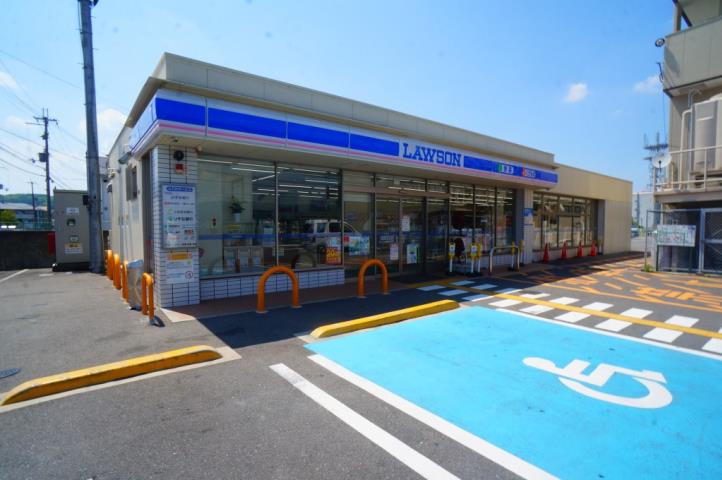 コンビニ　ローソン（コンビニ）まで1591m