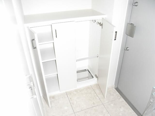 玄関　★お問い合わせはタウンハウジングまで★