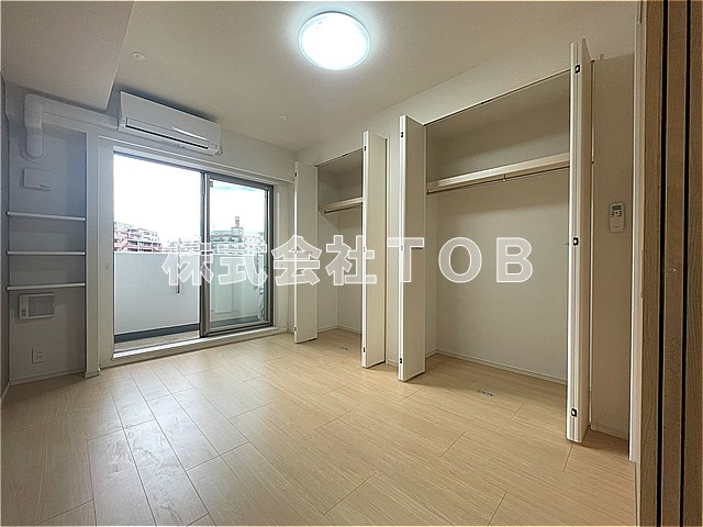 その他部屋・スペース　洋室5.6帖※クリーニング中の撮影※