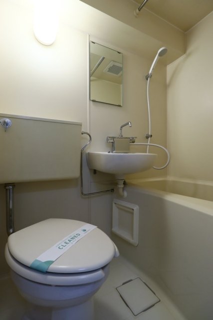 バス・シャワールーム