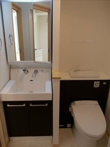 トイレ　別部屋参考