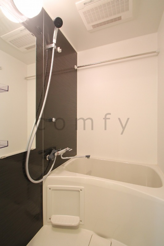 バス・シャワールーム　追炊き浴室乾燥機つきバス