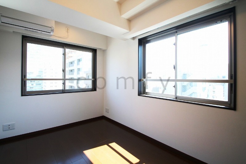 居室・リビング　洋室