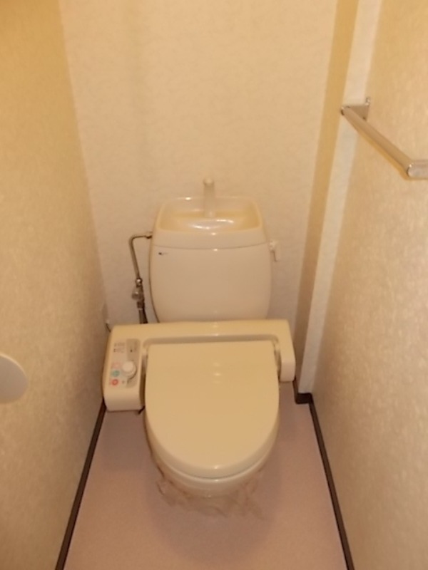 トイレ　図面と現状に相違がある場合には現状を優先