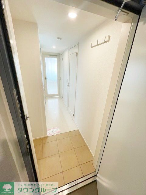 玄関　※参考写真