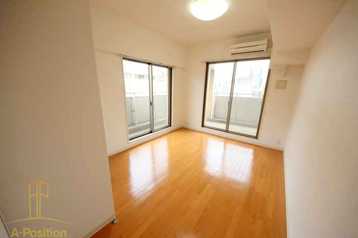 居室・リビング　ルクレ阿波座レジデンス