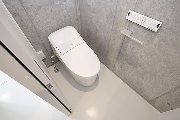 トイレ　ピース・カーザ