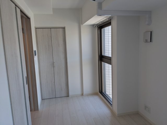 居室・リビング　スタンダードな洋室です