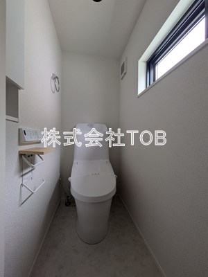 トイレ　2階トイレ