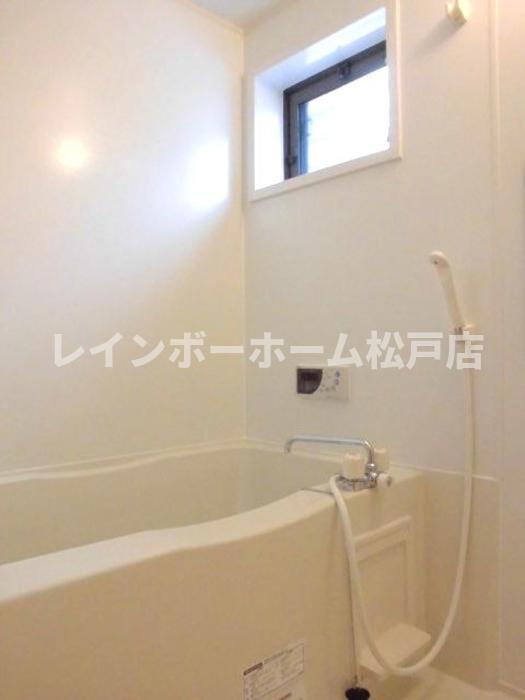 バス・シャワールーム　日々の暮らしに欠かせないお風呂です