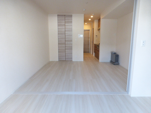 居室・リビング　リビング約10.4帖　　長方ワイドな設計