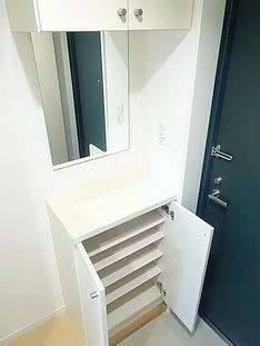 玄関　★玄関、シューズBOXあり★