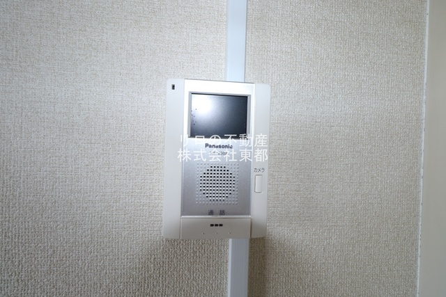 セキュリティ　ＴＶモニター付インターホンがあるので訪問者が一目でわかります