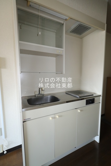 キッチン　火を使わず安心でお掃除も簡単なＩＨコンロ１口付です♪