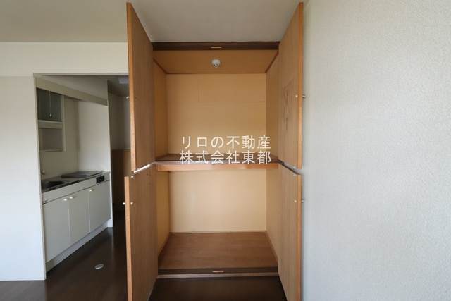 収納　間口・奥行もある収納なのでカラーボックス等でアレンジ可能☆