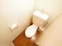 トイレ　落ち着いたトイレです