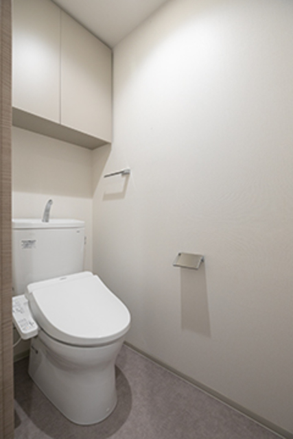 トイレ　※写真は同タイプ住戸です。