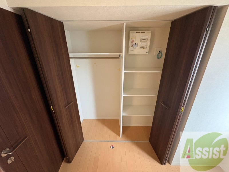 収納　収納もバッチリあるのでお部屋が片付きますよ！