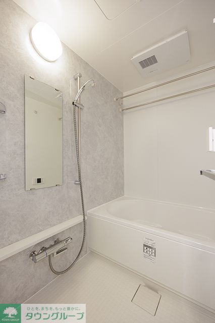 バス・シャワールーム　※写真は同タイプ住戸です。
