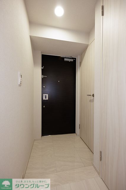 玄関　※写真は同タイプ住戸です。