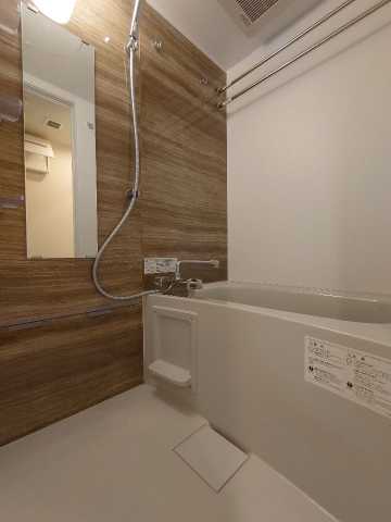 バス・シャワールーム　別部屋参考写真となります