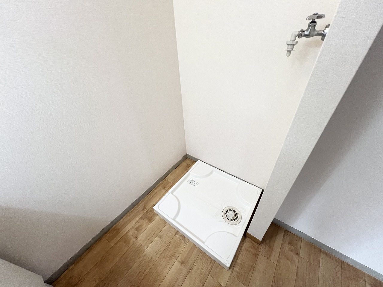 その他設備　写真は101のものなので壁・床・建具の色味が異なる可能性あり