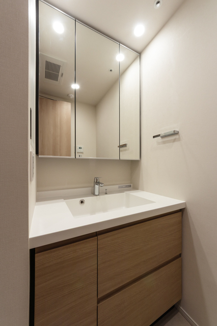 洗面設備　※写真は同タイプ住戸です。