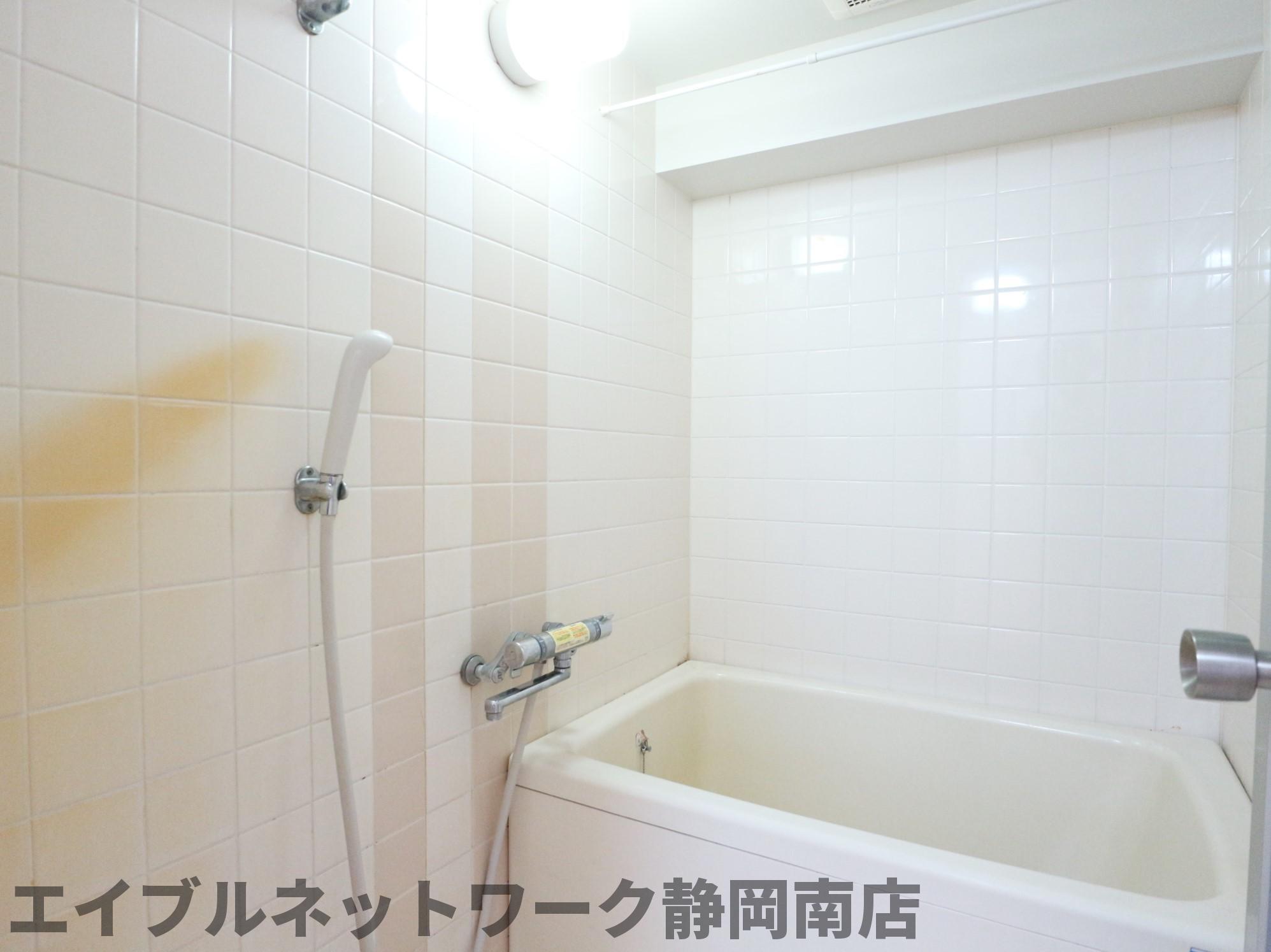 バス・シャワールーム　きれいなお風呂です