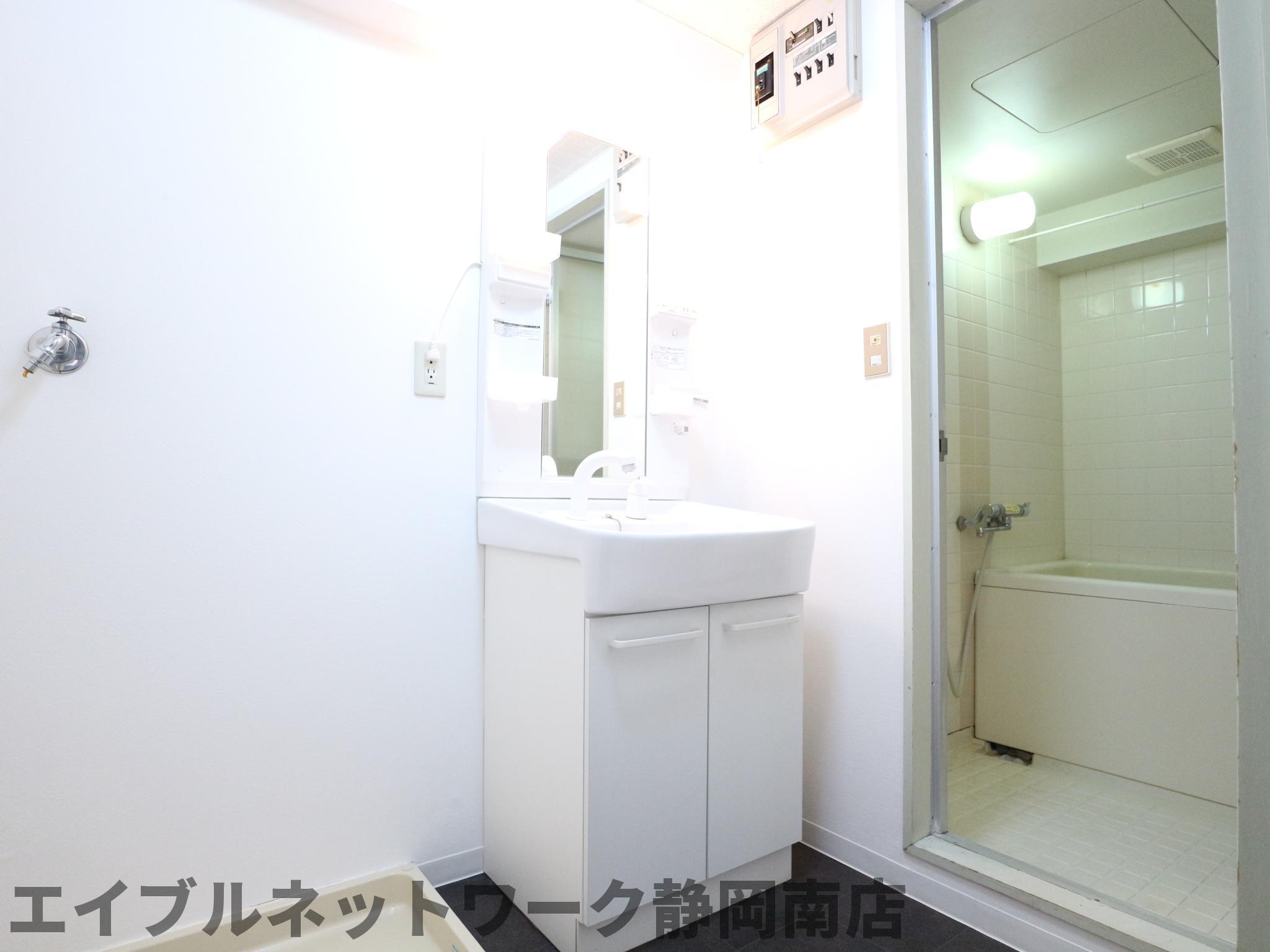 洗面設備　洗面所です