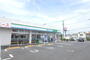 コンビニ　ファミリーマート　ドラッグエース川越的場店（コンビニ）まで450m