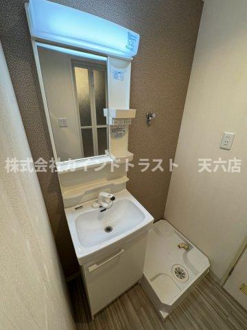 洗面設備　広い洗面スペース