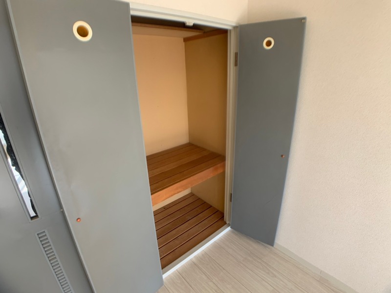 収納　寝室の収納です。部屋がすっきり片付きます。