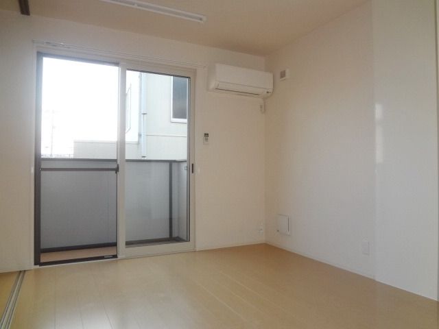 居室・リビング　☆南向きの明るいお部屋です☆