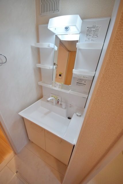 洗面設備　※別号室参考写真です