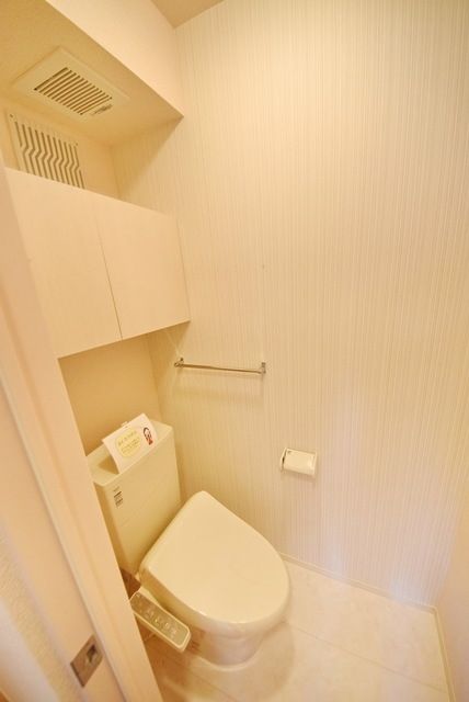 トイレ　※別号室参考写真です