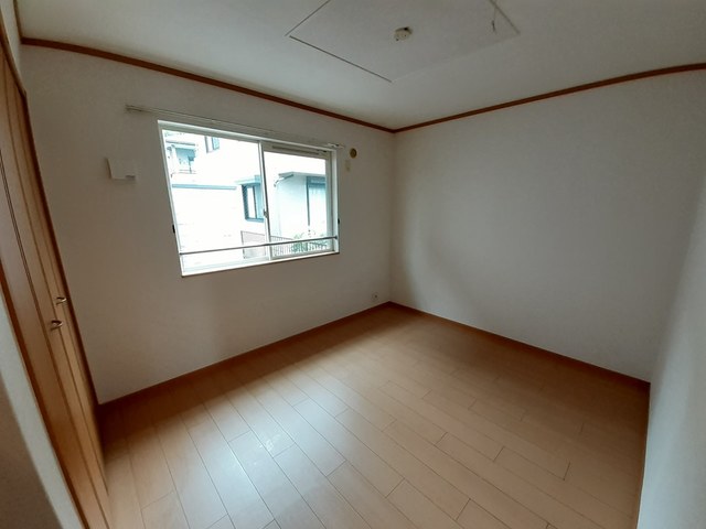 その他設備　明るい日差しが差し込みます…！