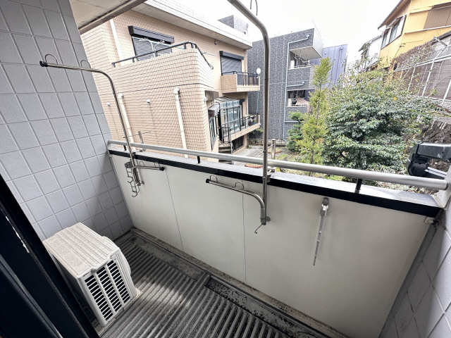 ラ・ポール茶屋が坂の内装写真
