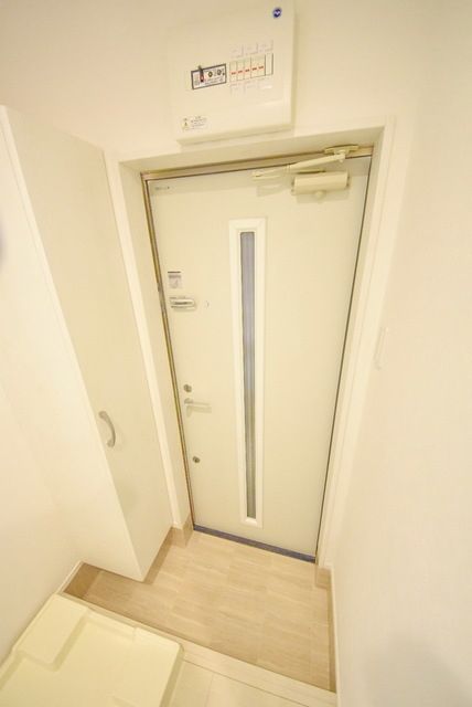 つくばエクスプレス 柏の葉キャンパス駅 徒歩12分 2階建 築9年の玄関写真