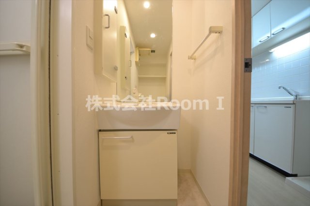 洗面設備　使いやすい洗面所です