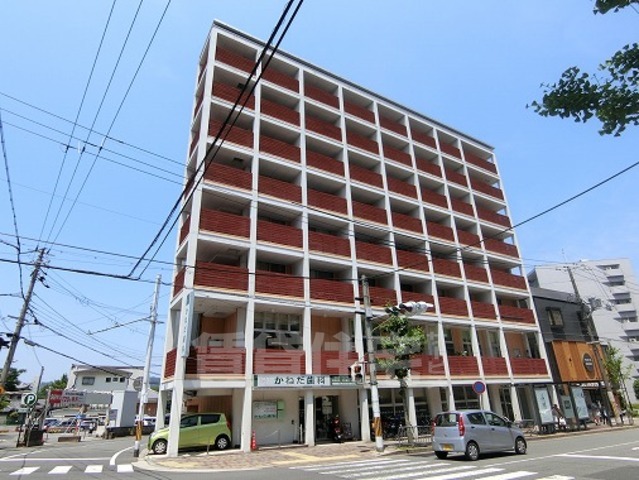 京都市山科区音羽野田町のマンションの建物外観
