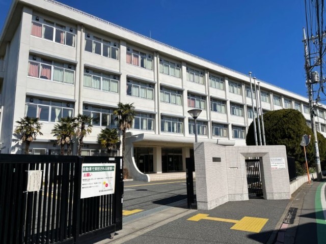 高校・高専　東京都立保谷高校（高校・高専）まで306m