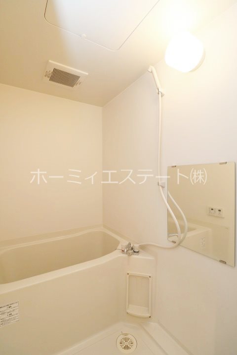 バス・シャワールーム　浴室です♪