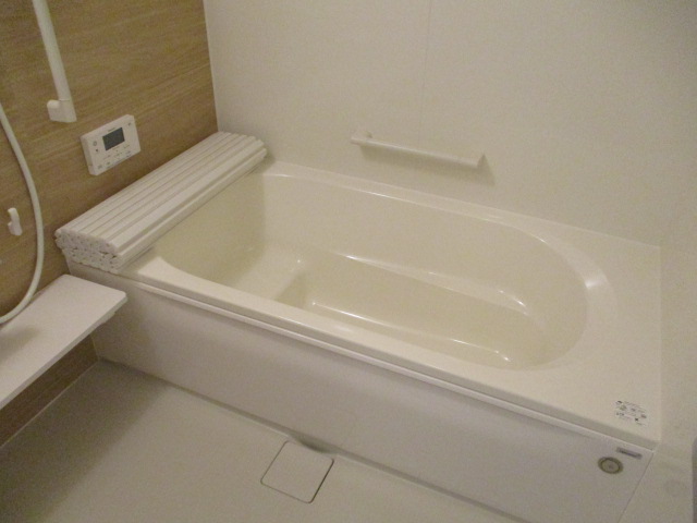 バス・シャワールーム　１坪タイプの浴室